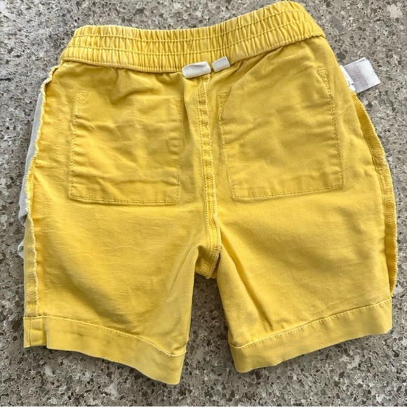 Toddler Easy Pull-On Shorts with Washwell™ | Gap - Size XS (4/5) 👖🌈 - Picture 5 of 6